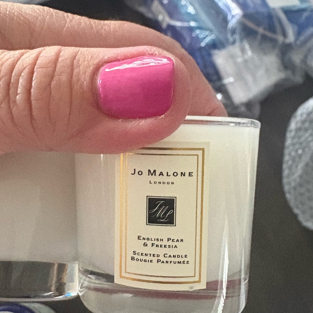 New Jo Malone ENGLISH PEAR & FREESIA Travel Candle - Picture 2 of 2